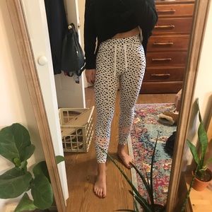 Sarah’s Day x White Fox Leggings XS
